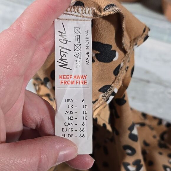 Nasty Gal Tank Top sz 6 - Picture 4 of 5